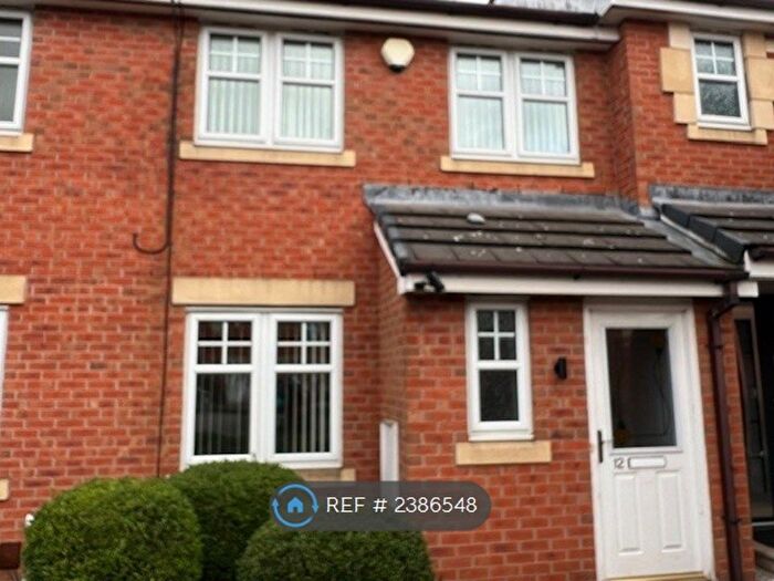3 Bedroom Terraced House To Rent In Benjafield Court, Crewe, CW1