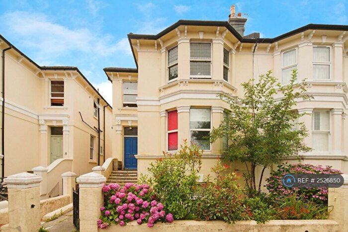 3 Bedroom Maisonette To Rent In Clarendon Villas, Hove, BN3