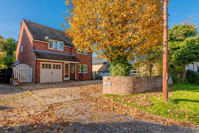 4 Bedroom Detached House For Sale In Thornton Road, Lower End, Thornborough, Buckingham, MK18