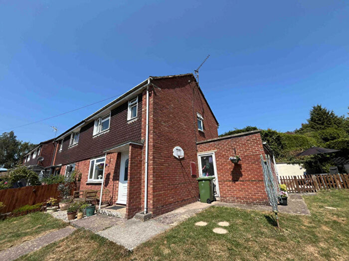 3 Bedroom Semi-Detached House For Sale In Whitecroft, GL15