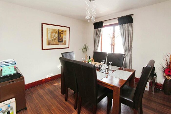 3 Bedroom Detached House For Sale In Donemowe Drive, Kemsley, Sittingbourne, ME10