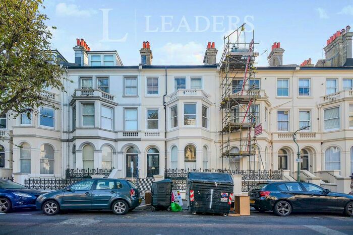 Studio To Rent In St Aubyns, Hove, BN3