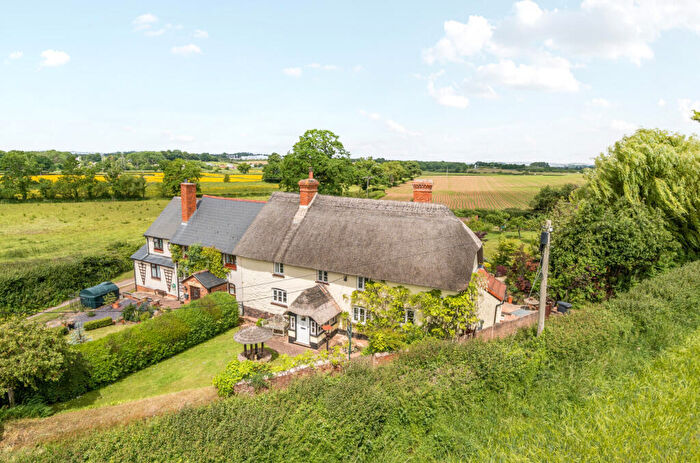3 Bedroom Semi-Detached House For Sale In Clyst St. Mary, Exeter, EX5