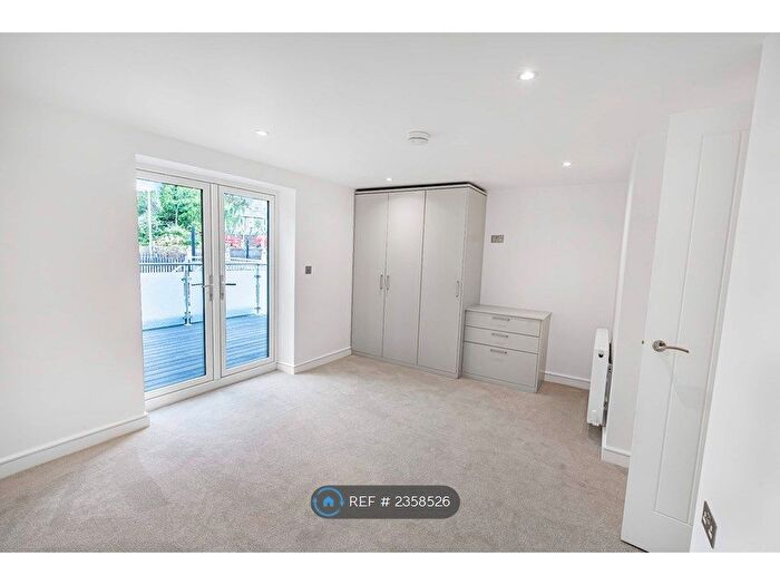 1 Bedroom Flat To Rent In Marple Bank Apartments, Marple, SK6