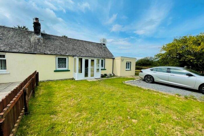 2 Bedroom Property To Rent In Efailwen, Clynderwen, SA66