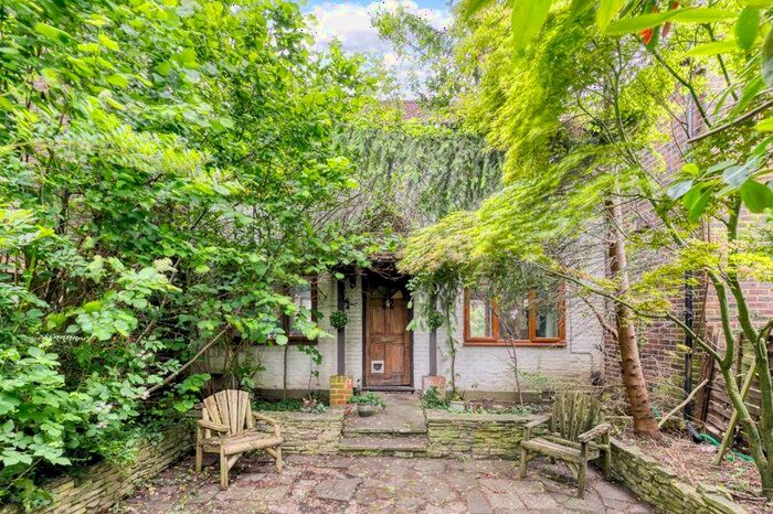 2 Bedroom Terraced House To Rent In Molesey Road, Walton-On-Thames, KT12