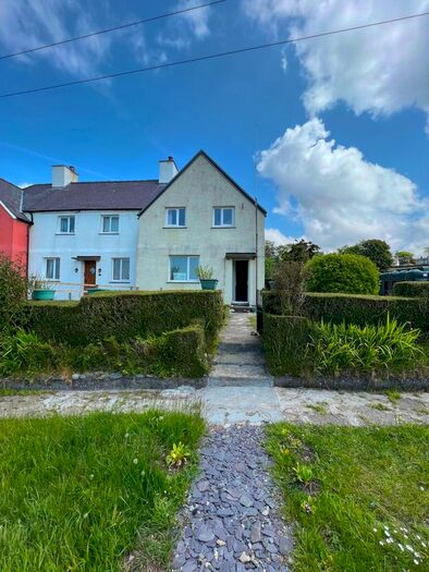 3 Bedroom Terraced House To Rent In Maes Hyfryd, Carmel, Caernarfon, LL54