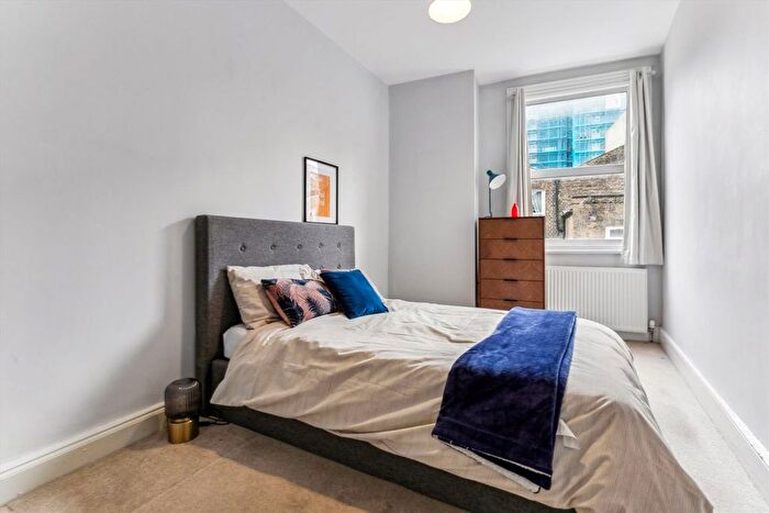 2 Bedroom Flat For Sale In Glengall Road, London, NW6