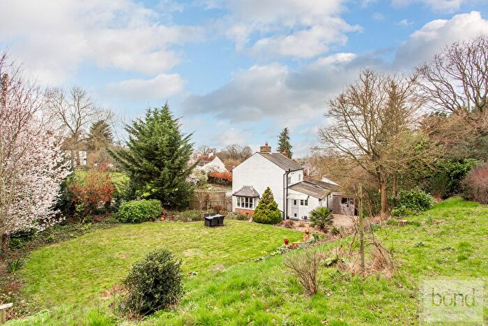 2 Bedroom Property For Sale In North Hill, Little Baddow, Chelmsford, CM3