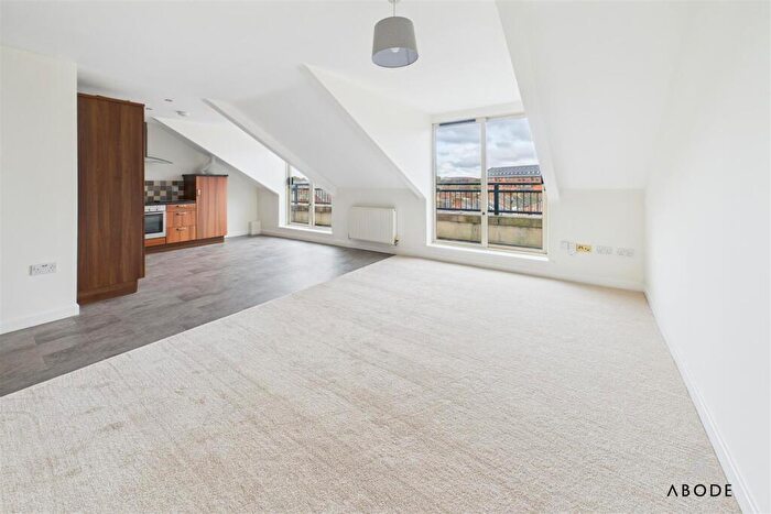 2 Bedroom Apartment For Sale In Ashbourne Road, Derby, DE22