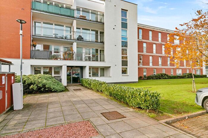 2 Bedroom Flat For Sale In Hanson Park, Dennistoun, G31