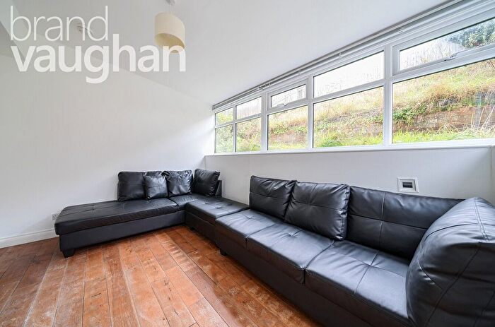 6 Bedroom Terraced House To Rent In Findon Road, Brighton, East Sussex, BN2