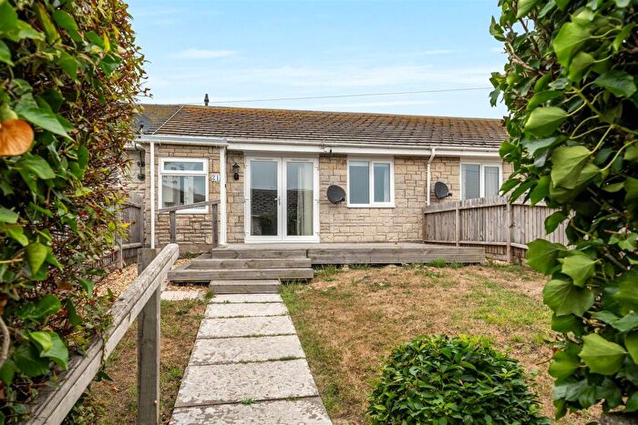 2 Bedroom Bungalow For Sale In Tobys Close, Portland, DT5