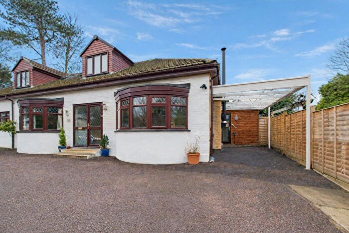 4 Bedroom Semi Detached House To Rent In Riverside Close, Cheltenham, Gloucestershire, GL52