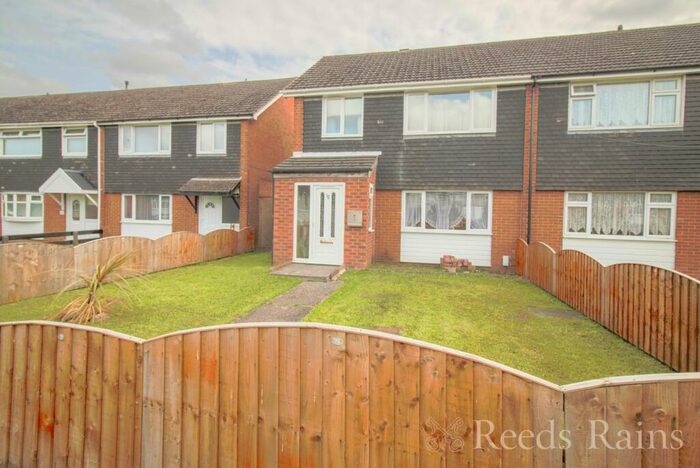 3 Bedroom House To Rent In Denbigh Court, Ellesmere Port, Cheshire, CH65