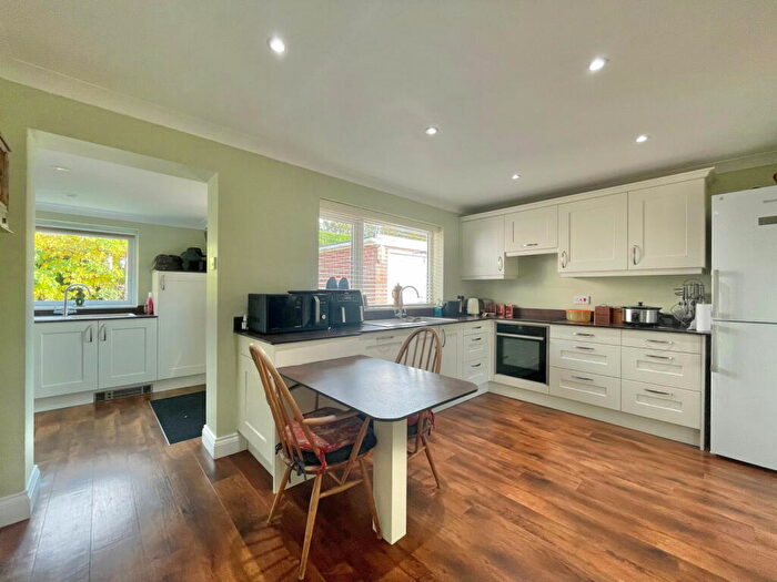 2 Bedroom Detached Bungalow For Sale In The Street, Winfarthing, IP22