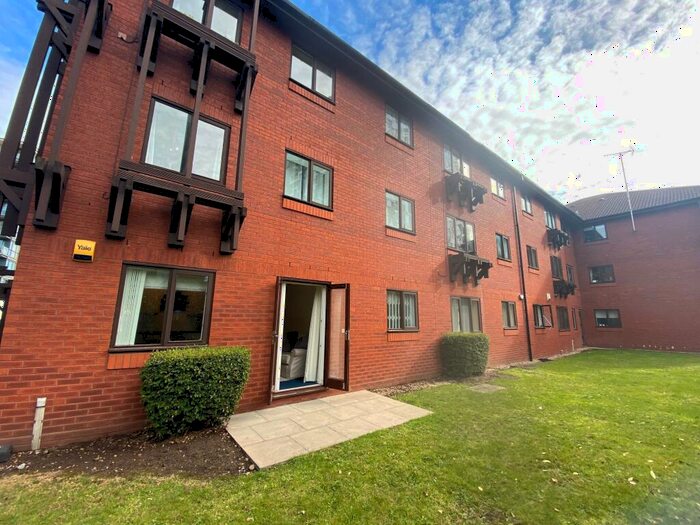 2 Bedroom Apartment To Rent In Bridge Street, Birmingham, B1