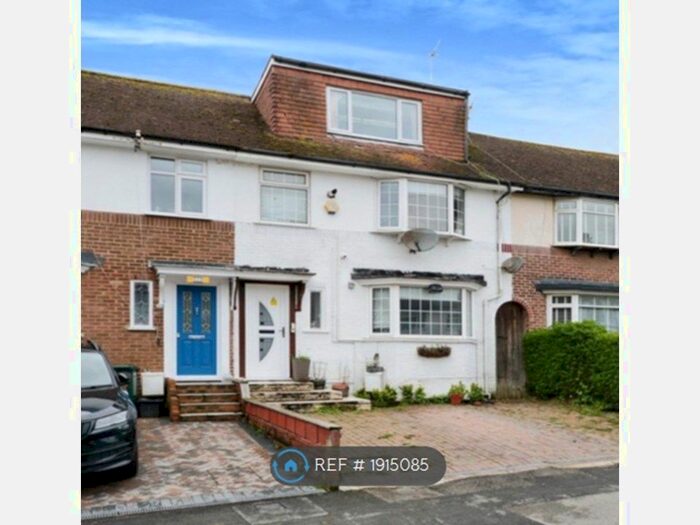 5 Bedroom Terraced House To Rent In Elm Drive, Hove, BN3