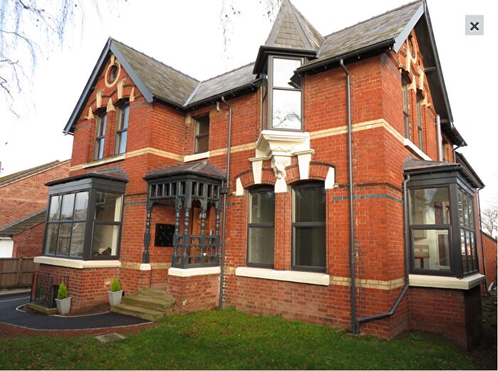 1 Bedroom Flat To Rent In Flat, Burton Lodge, Whitecross Road, Hereford, HR4