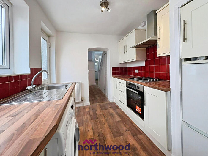 2 Bedroom Terraced House To Rent In Clifton Street, Newtown, Exeter, EX1