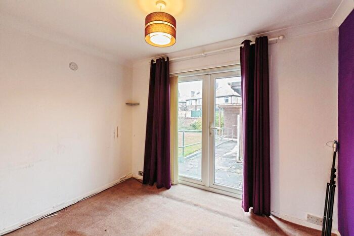 2 Bedroom Bungalow For Sale In Gretdale Avenue, Lytham St. Annes, Lancashire, FY8