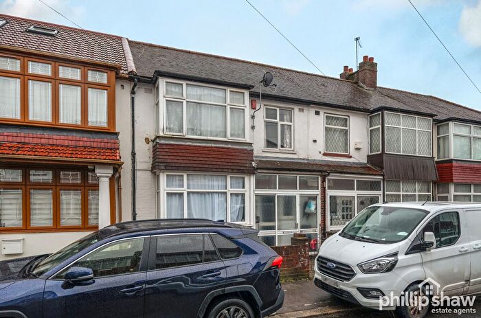 3 Bedroom Terraced House For Sale In St. Marys Walk, Hayes, UB3
