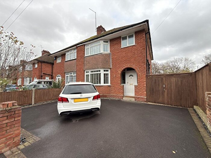 3 Bedroom Semi Detached House For Sale In Horsey Lane, Yeovil, Somerset, BA20