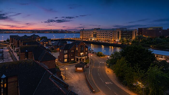 3 Bedroom Apartment For Sale In Mariners Wharf, Liverpool City Centre., L3