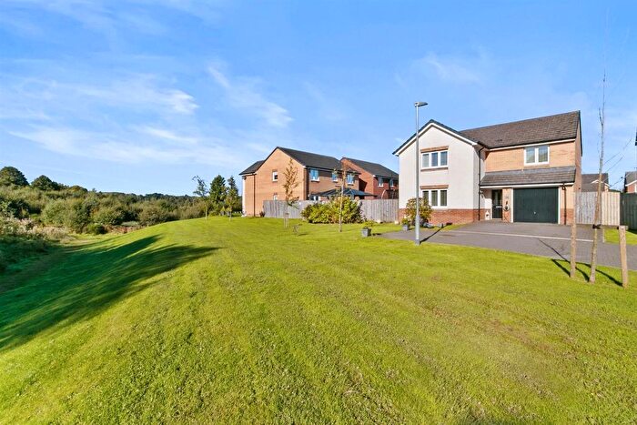 4 Bedroom Detached House For Sale In Glen Orchy Crescent, Dumbarton, G82
