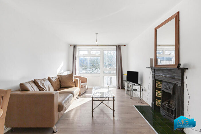 3 Bedroom Apartment To Rent In Prospect Ring, East Finchley, London, N2