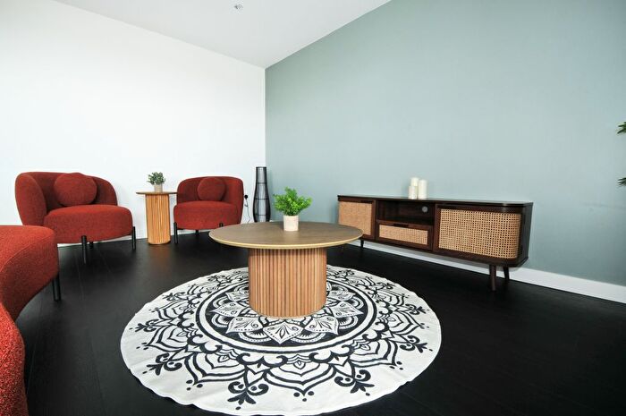 3 Bedroom Flat To Rent In Bedroom Apartment – Alto, Sillavan Way, Salford, M3