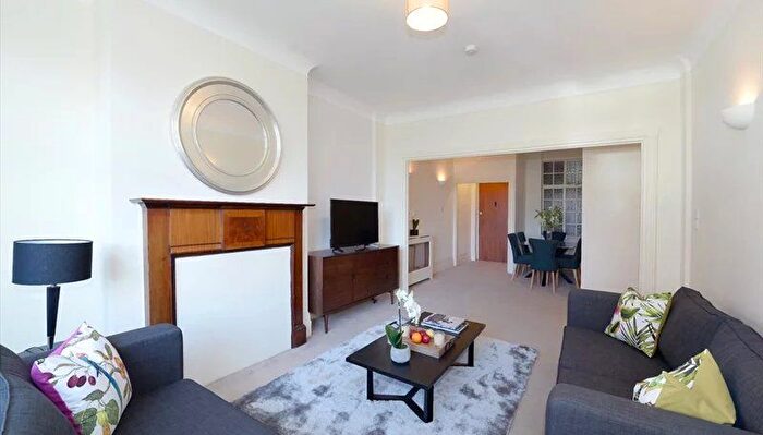 5 Bedroom Flat To Rent In Park Road, London, NW8