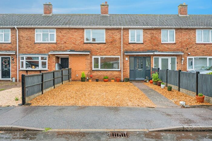 3 Bedroom Terraced House For Sale In Woodlands Way, Rugeley, WS15