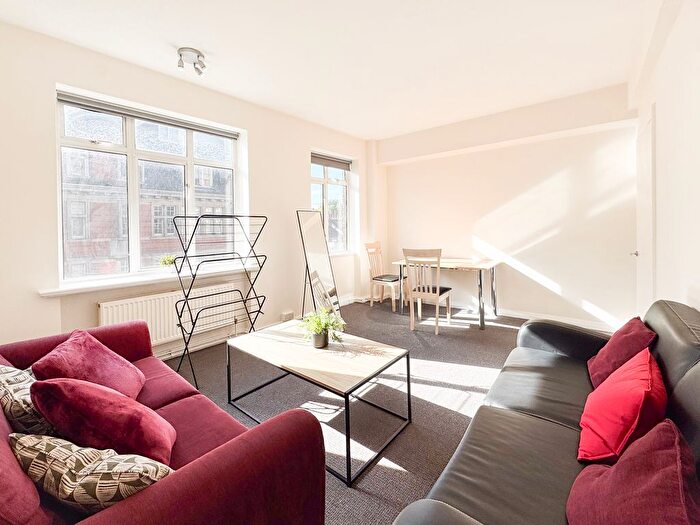 2 Bedroom Flat To Rent In Warren Court, Euston Road, London, NW1