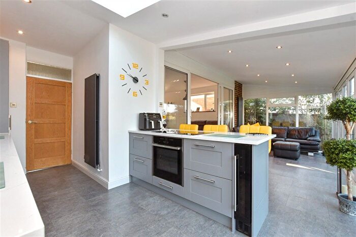 3 Bedroom Detached House For Sale In Pegwell Avenue, Ramsgate, Kent, CT11