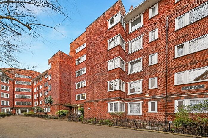 2 Bedroom Flat To Rent In Tompion House, Percival Street, EC1V