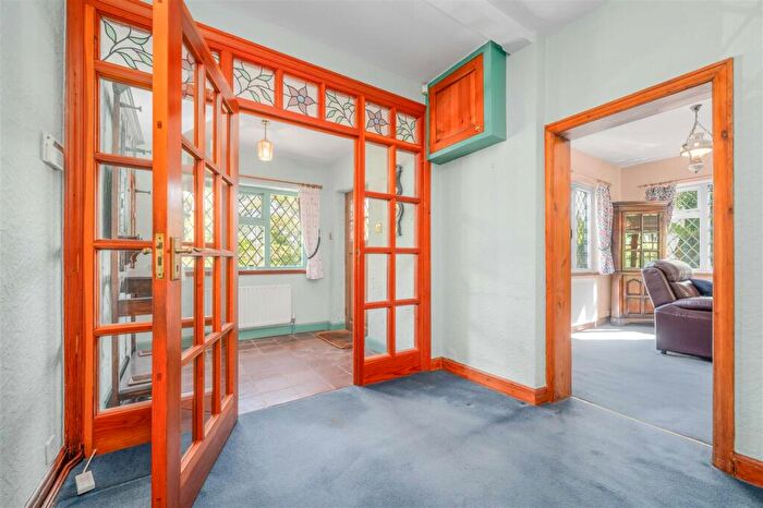 4 Bedroom Detached House For Sale In Tanworth-In-Arden, Solihull, B94