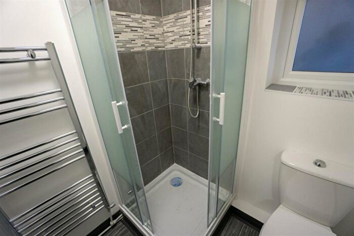 3 Bedroom Flat For Sale In Church Street, Westhoughton, BL5