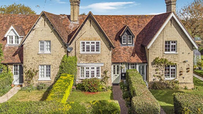 3 Bedroom Terraced House For Sale In Letty Green, Hertford, SG14
