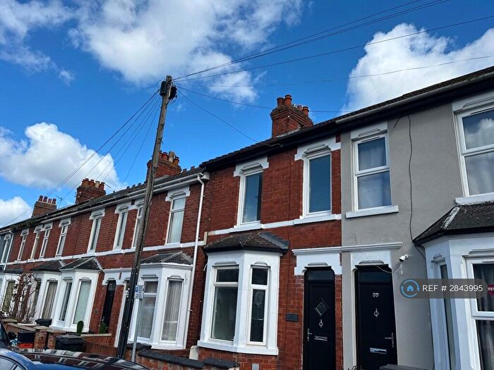 2 Bedroom Terraced House To Rent In Newcastle St, Swindon, SN1