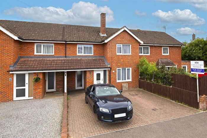 3 Bedroom Semi-Detached House For Sale In Drage Road, East Peckham, Tonbridge, TN12