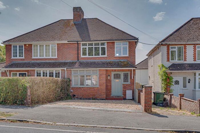 3 Bedroom Semi Detached House For Sale In Kings Road, Chandler's Ford, SO53