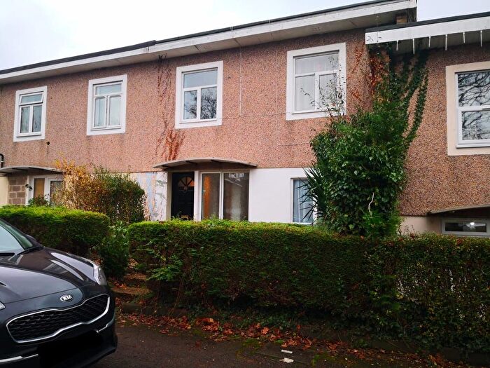 3 Bedroom Terraced House To Rent In Shallcross Crescent, Hatfield, AL10