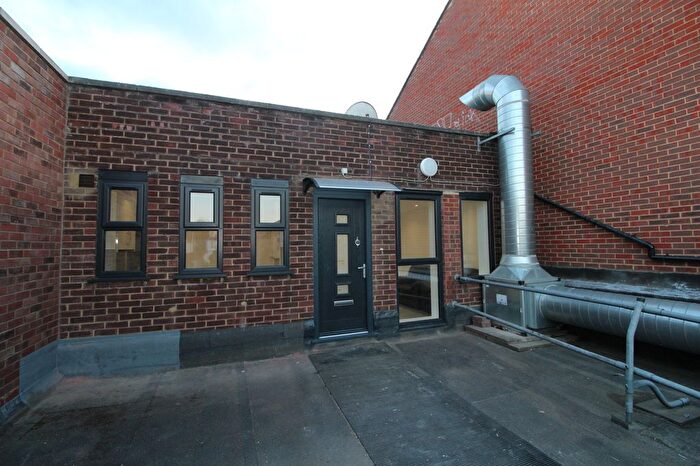 2 Bedroom Maisonette To Rent In Bellegrove Road, Welling, DA16