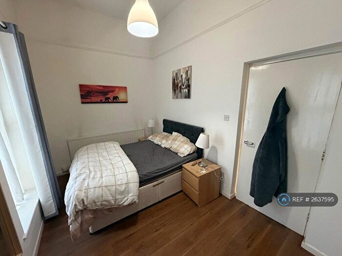 1 Bedroom Flat To Rent In Lambton Road, Newcastle Upon Tyne, NE2