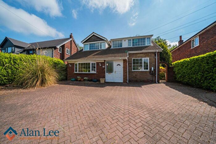 4 Bedroom Detached House For Sale In Badger Road, Macclesfield, SK10