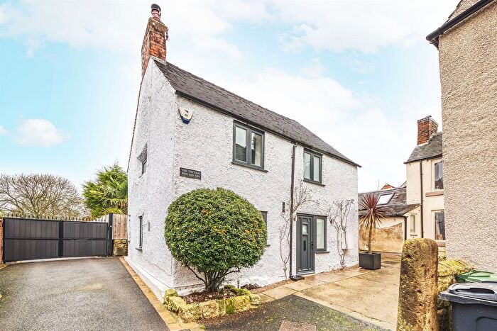 2 Bedroom Detached House For Sale In White Hart Yard, Belper, Belper, DE56