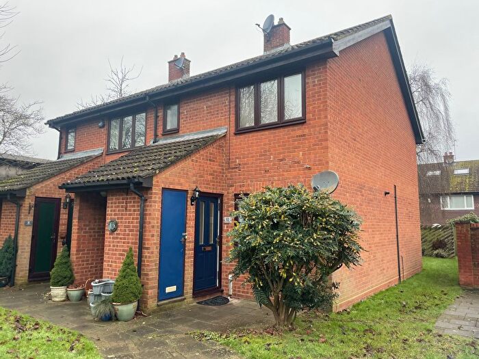 1 Bedroom Flat To Rent In Larks Ridge, Watford Road, Chiswell Green, St.Albans, AL2