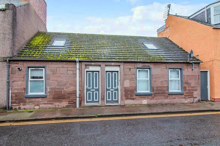 1 Bedroom Semi-Detached House To Rent In Victoria Street, Montrose, Angus, DD10