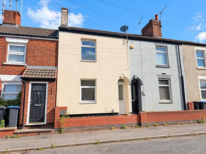 2 Bedroom Terraced House For Sale In Victoria Street, Rugby, CV21